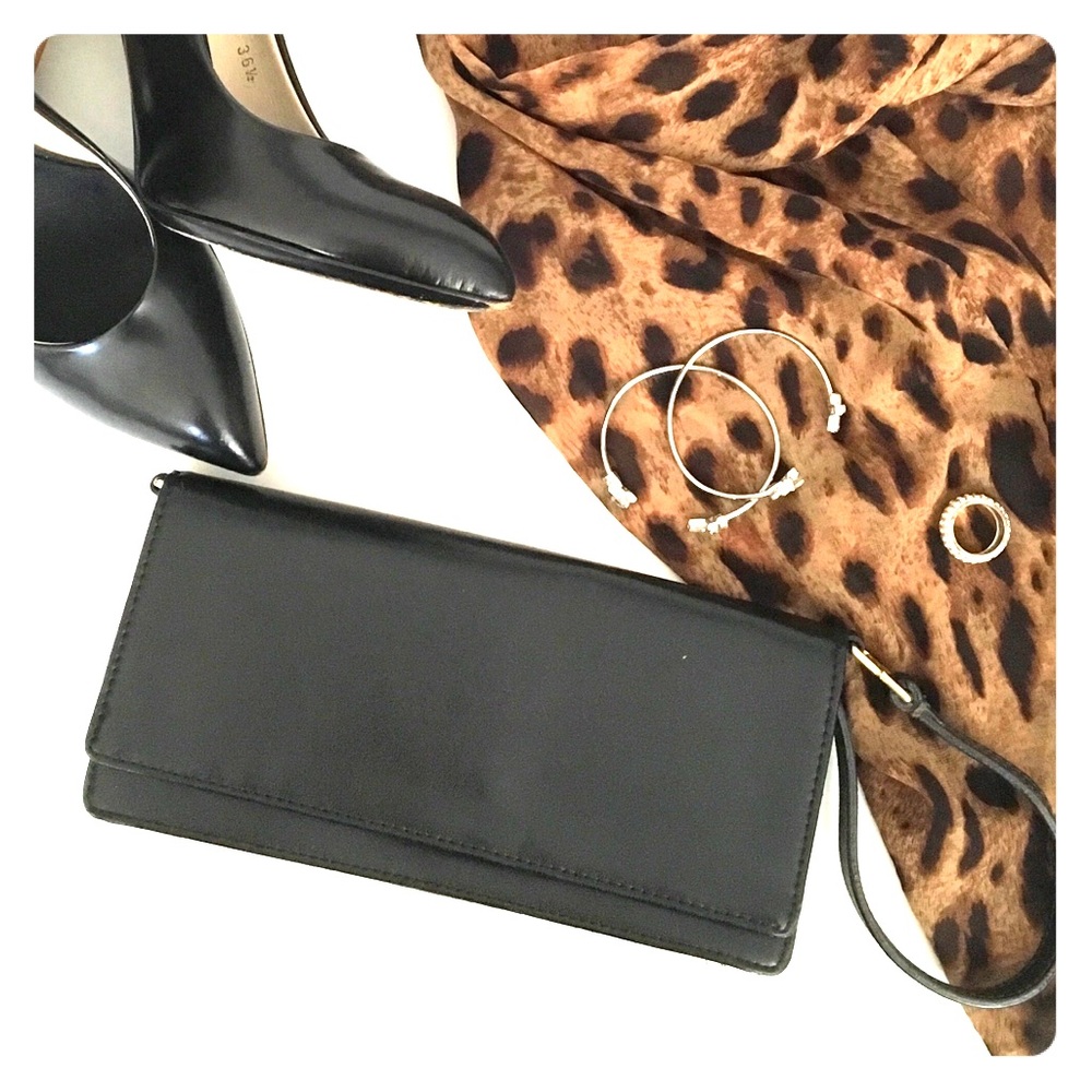 Black Pochette Bag